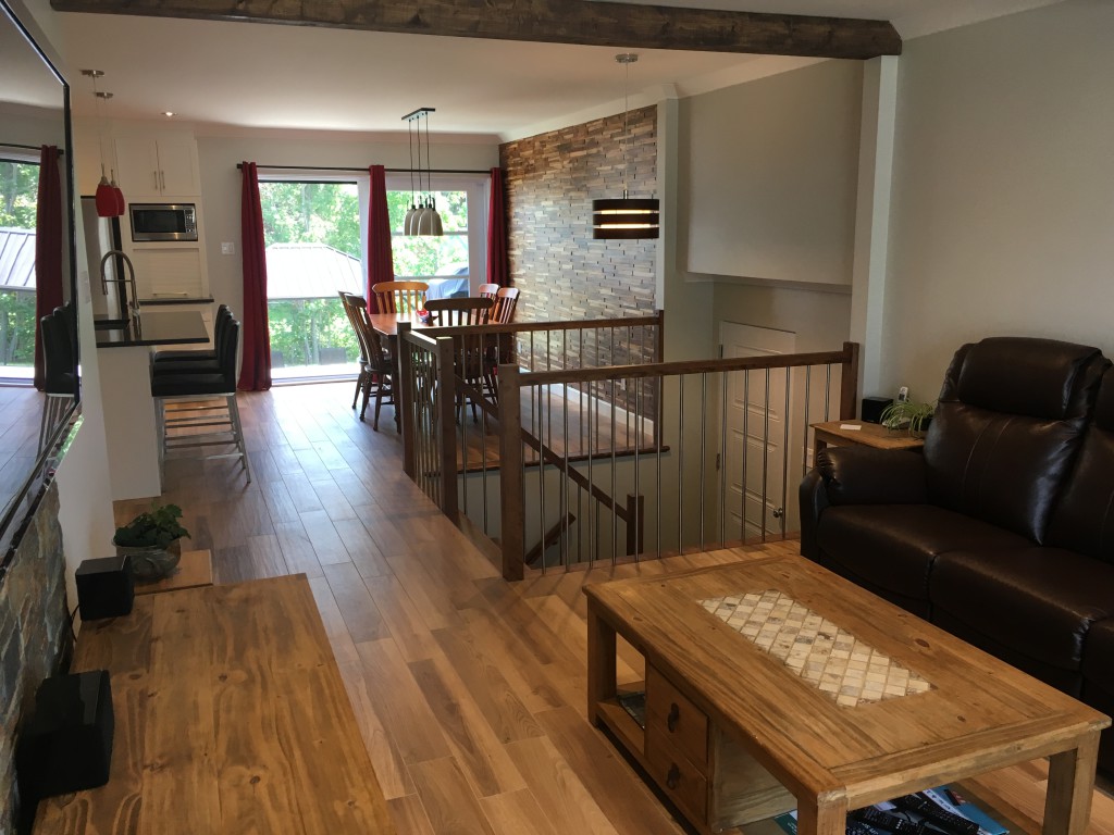 Maison moderne/rustique - Finition intérieur - Drummondville